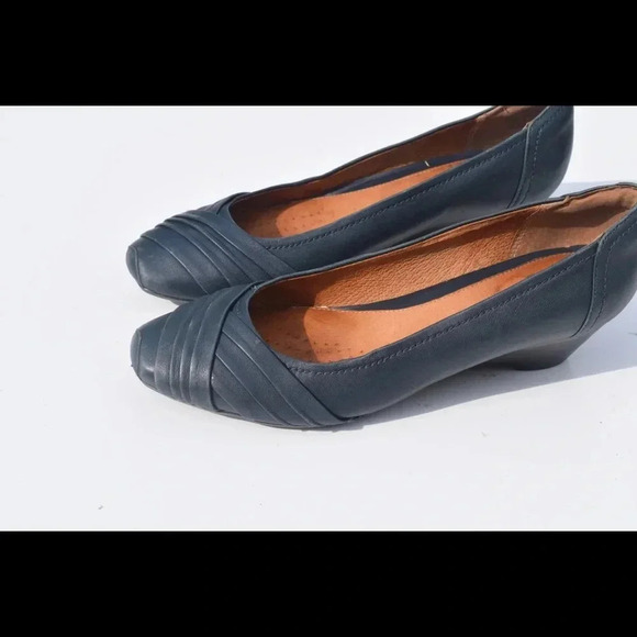 Clarks low wedges - Picture 8 of 8